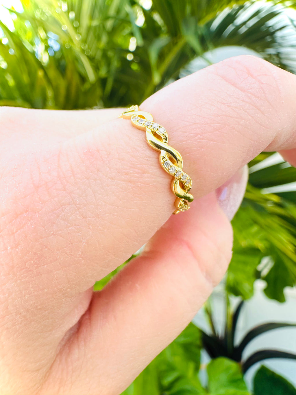 Twisted Infinity Zirconia Gold Plated Ring