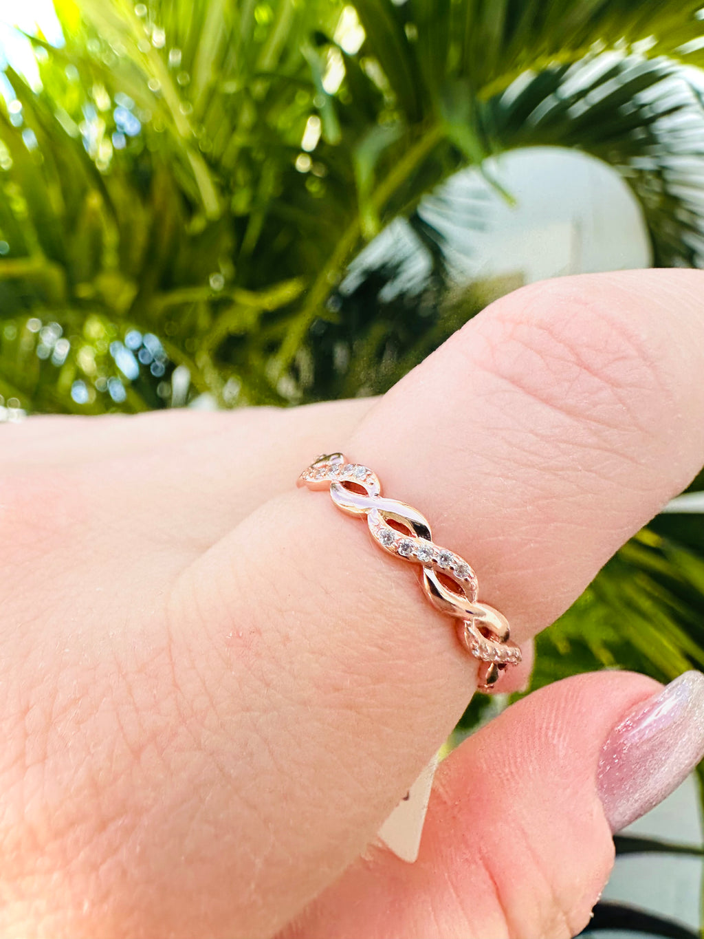 Twisted Infinity Zirconia Rose-Gold Plated Ring