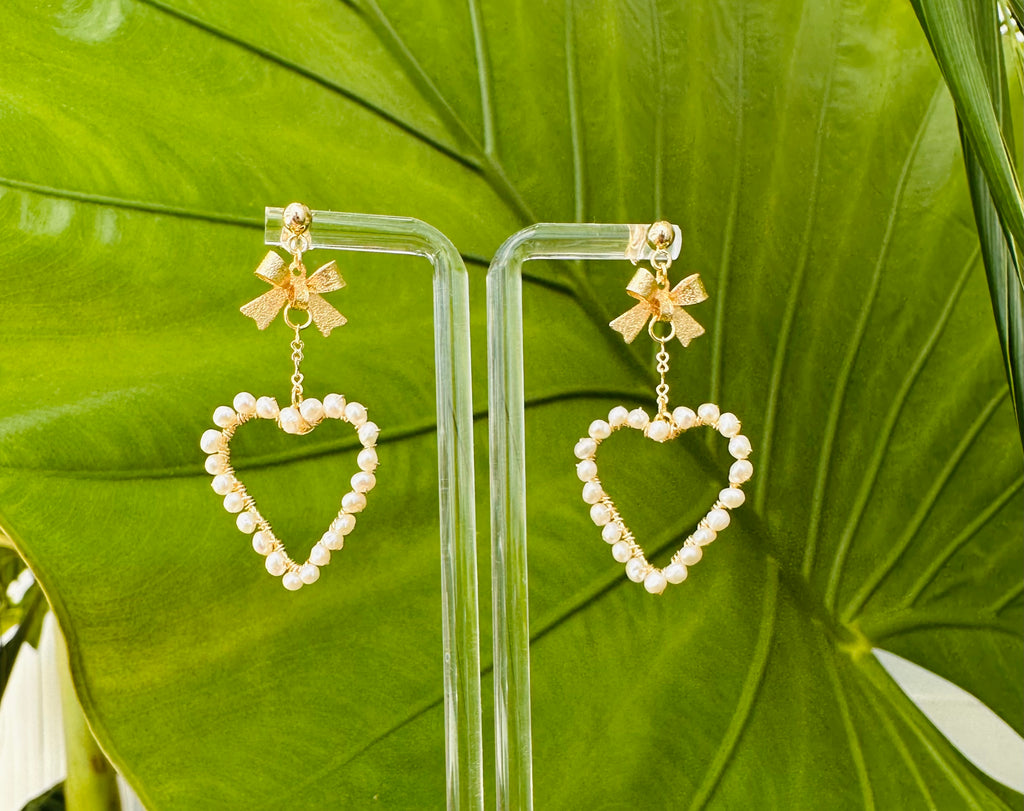 Pearl Heart Ribbon Gold Earrings